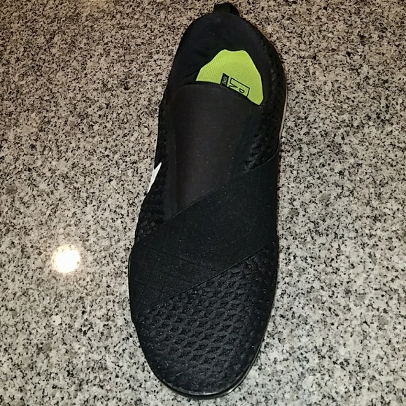 nike run fast lightweight responsive